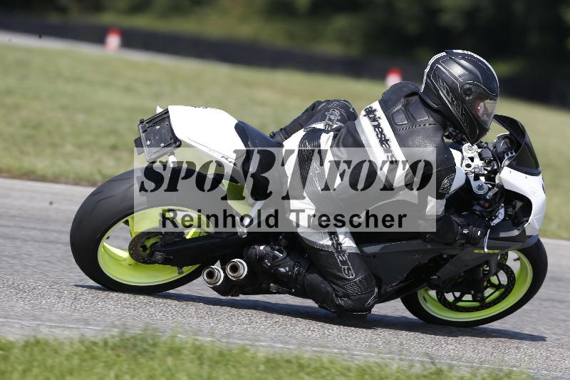 /45 10.08.2025 Plüss Moto Sport ADR/Freies Fahren/722
